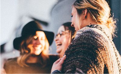 Estudiantes cumpliendo objetivos con English Connection